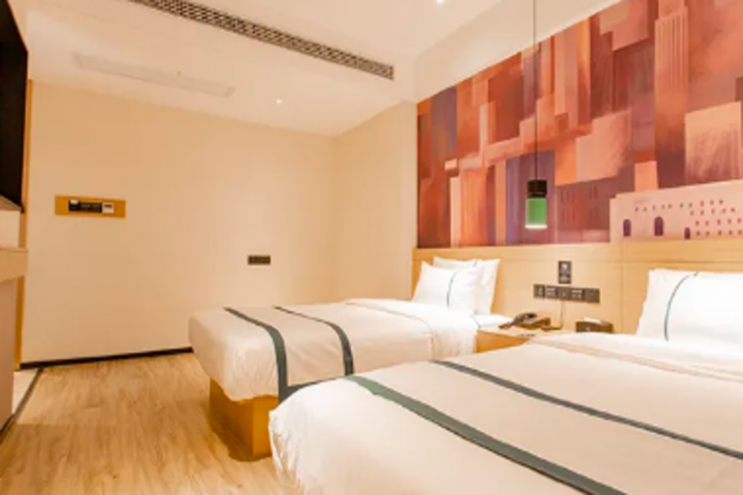 City Comfort Inn Xianning Yinquan Avenue 25/51