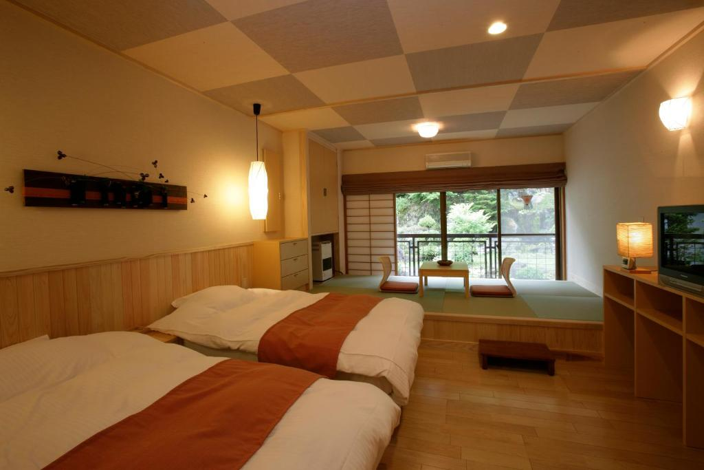 Hishino Onsen Tokiwakan 11/56