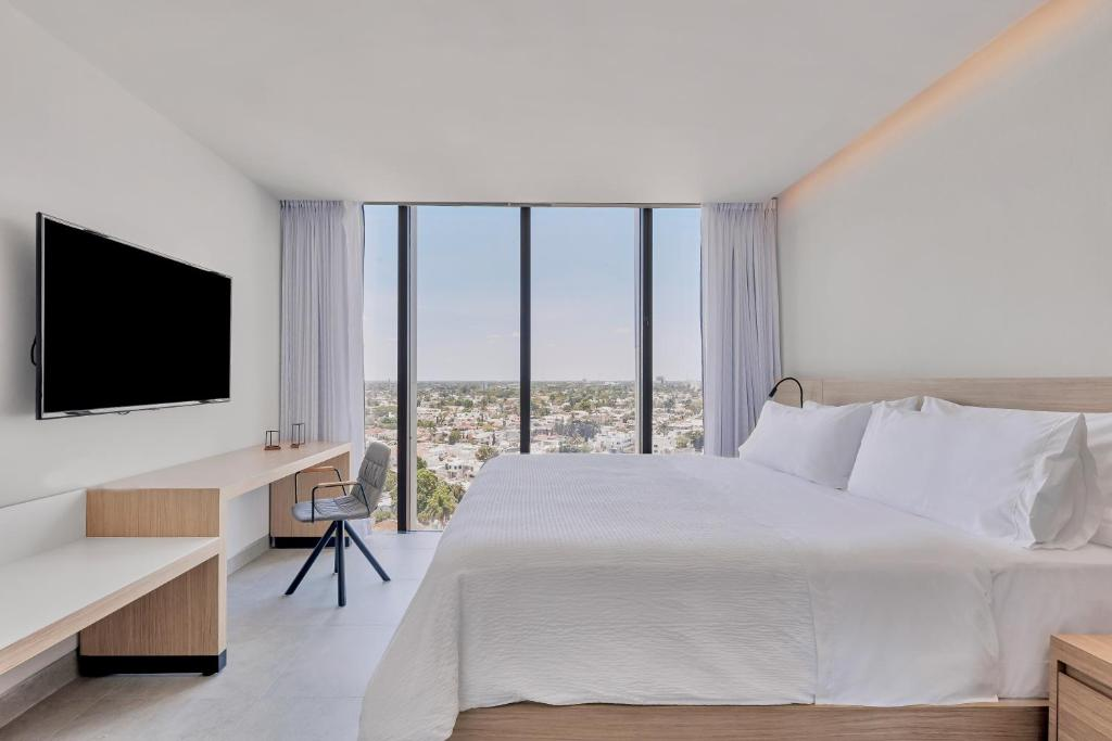 Crowne Plaza Merida by IHG 13/60