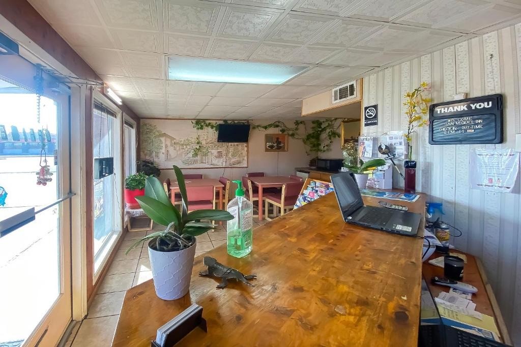 San Miguel Inn 12/69