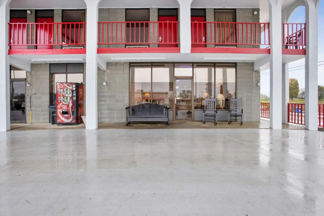 OYO Hotel Cumberland Hwy 127 KY 2/33
