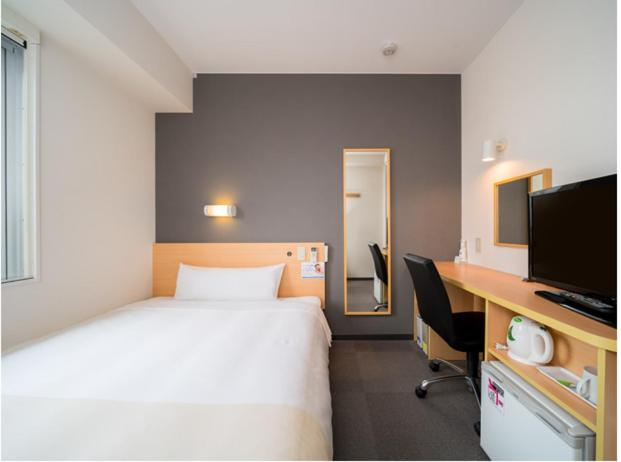 Super Hotel Yonago Ekimae 16/44
