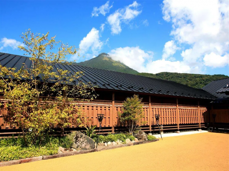 Yufuin Onsen Iyashi no Sato Kanputei 2/25