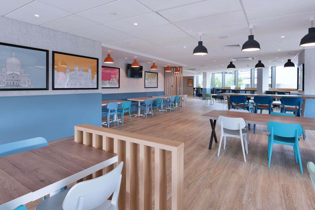 Travelodge London Docklands Central 17/27