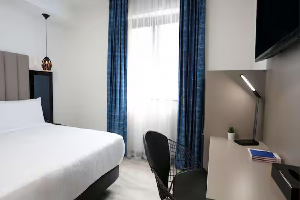 Spark by Hilton Luton 11/34