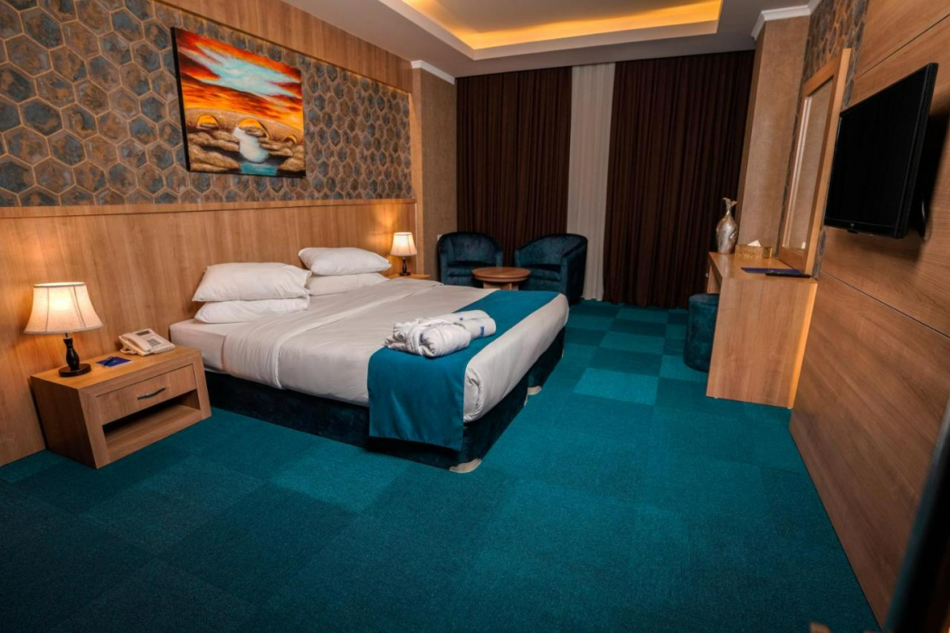 Sipan Hotel 12/62
