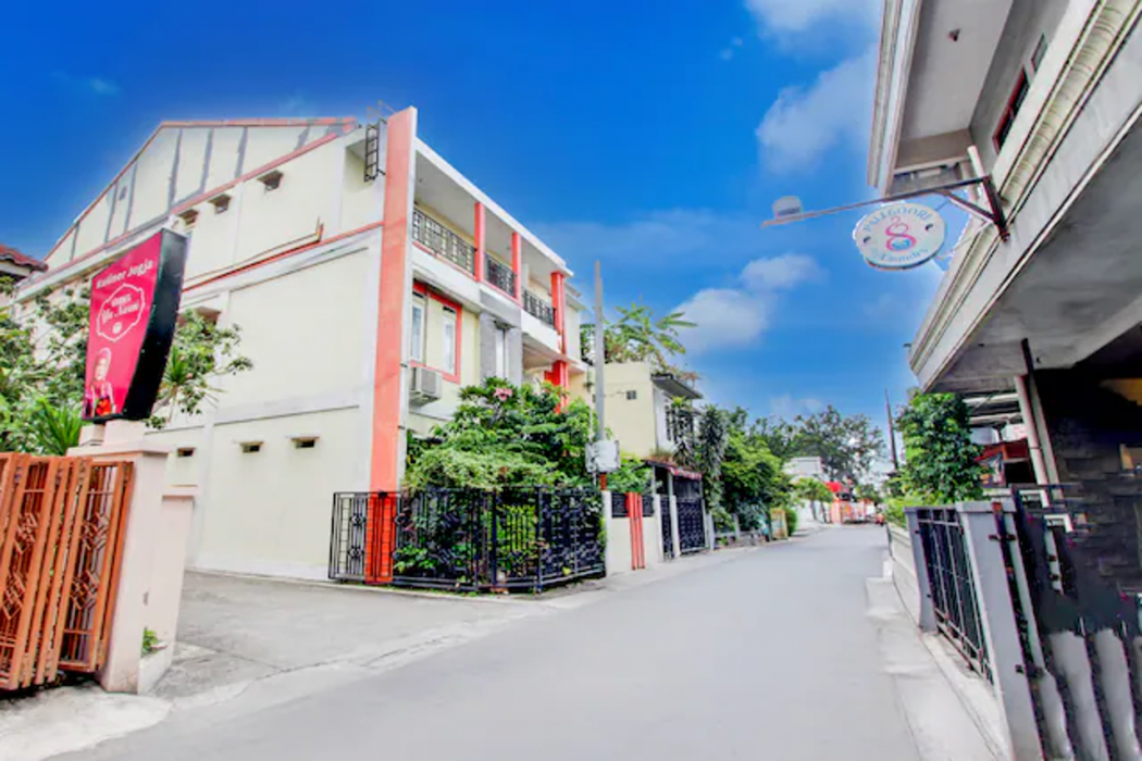 Hotel O Yogyakarta near Universitas Gadjah Mada formerly Sellinas Guesthouse photo2