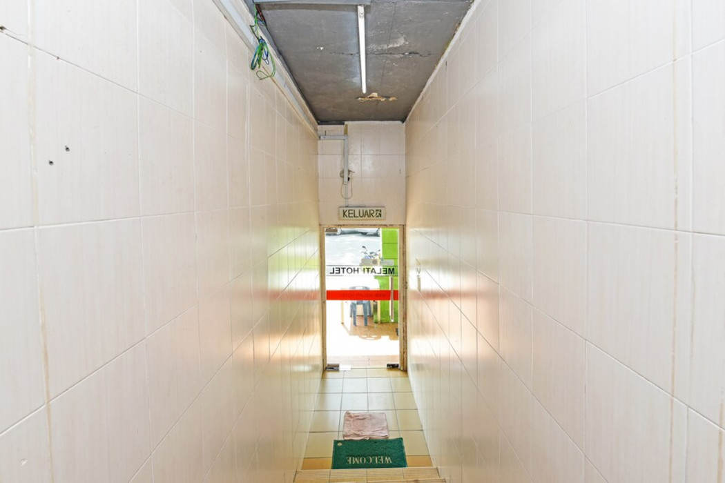 OYO 89656 Melati Hotel Nilai 20/28