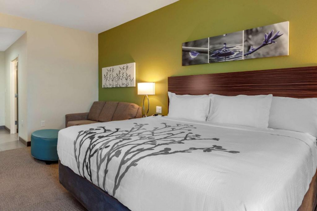 Sleep Inn & Suites Waller, TX 12/26