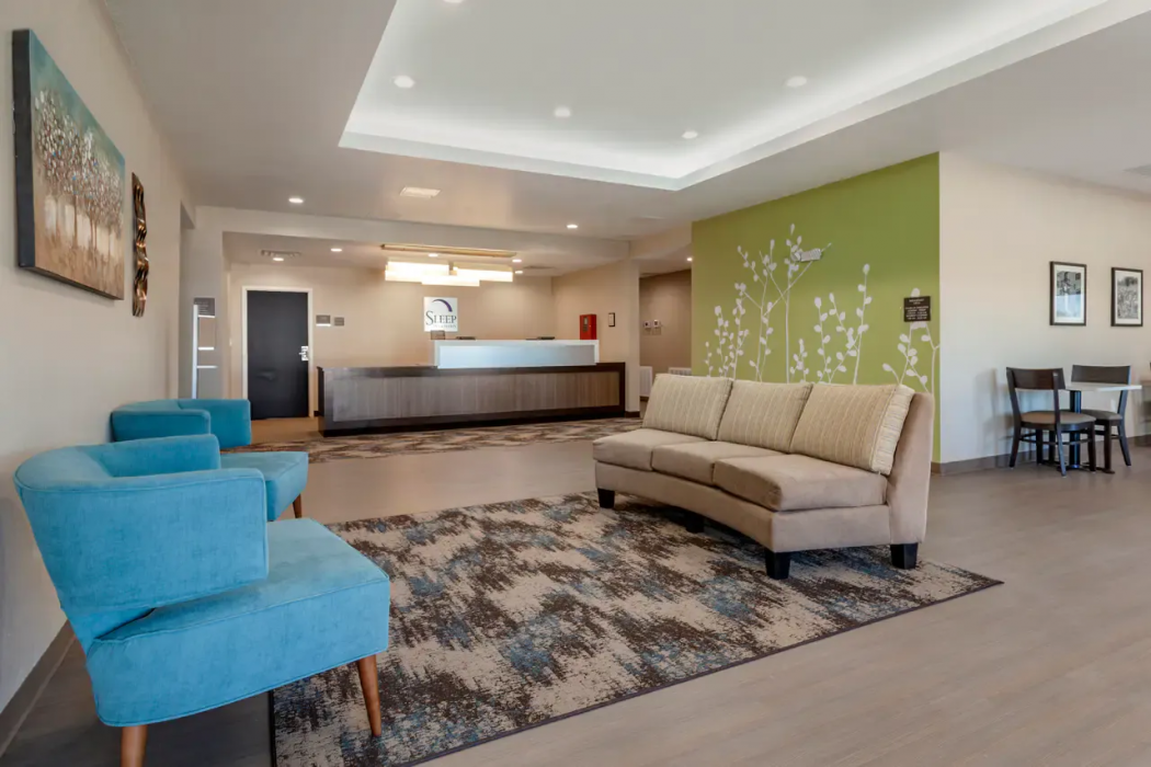 Sleep Inn & Suites Waller, TX 4/26