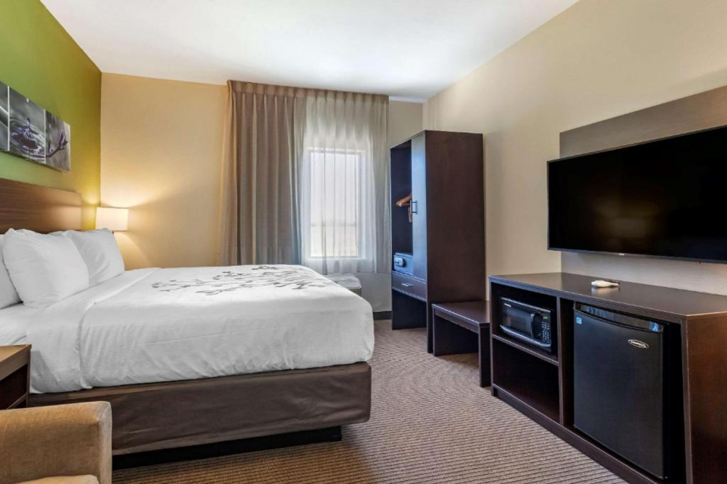 Sleep Inn & Suites Waller, TX 13/26