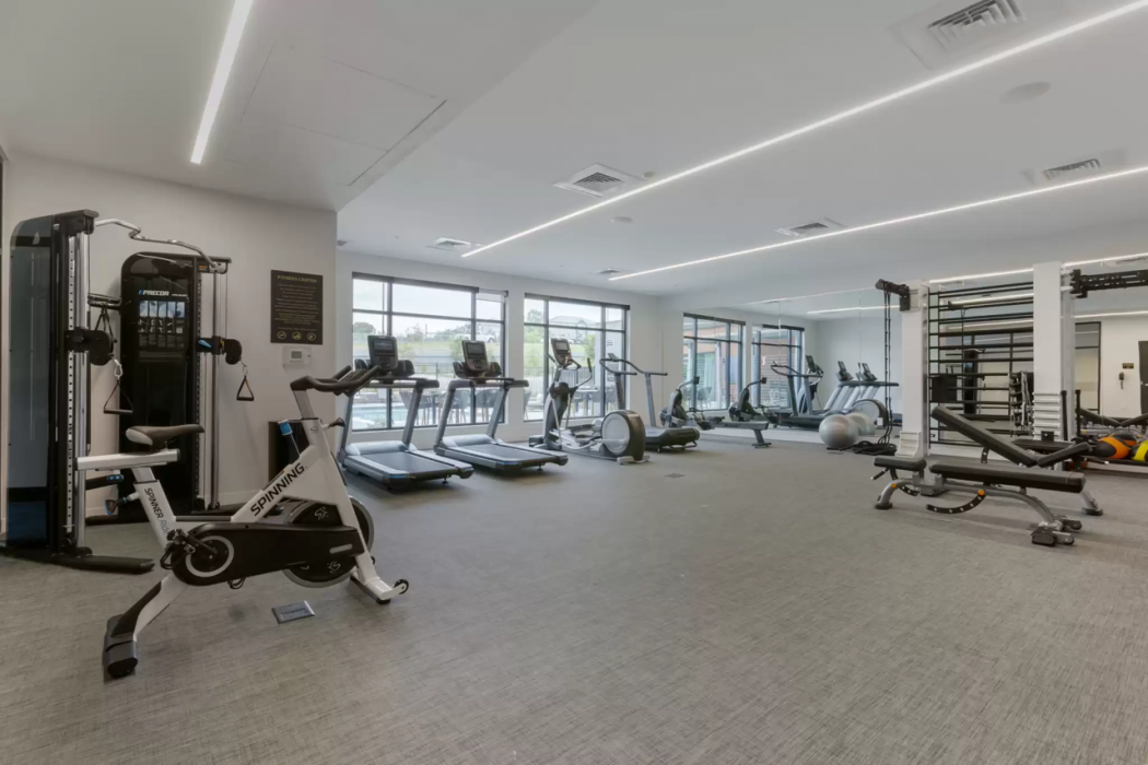 Cambria Hotel Austin Airport 23/47