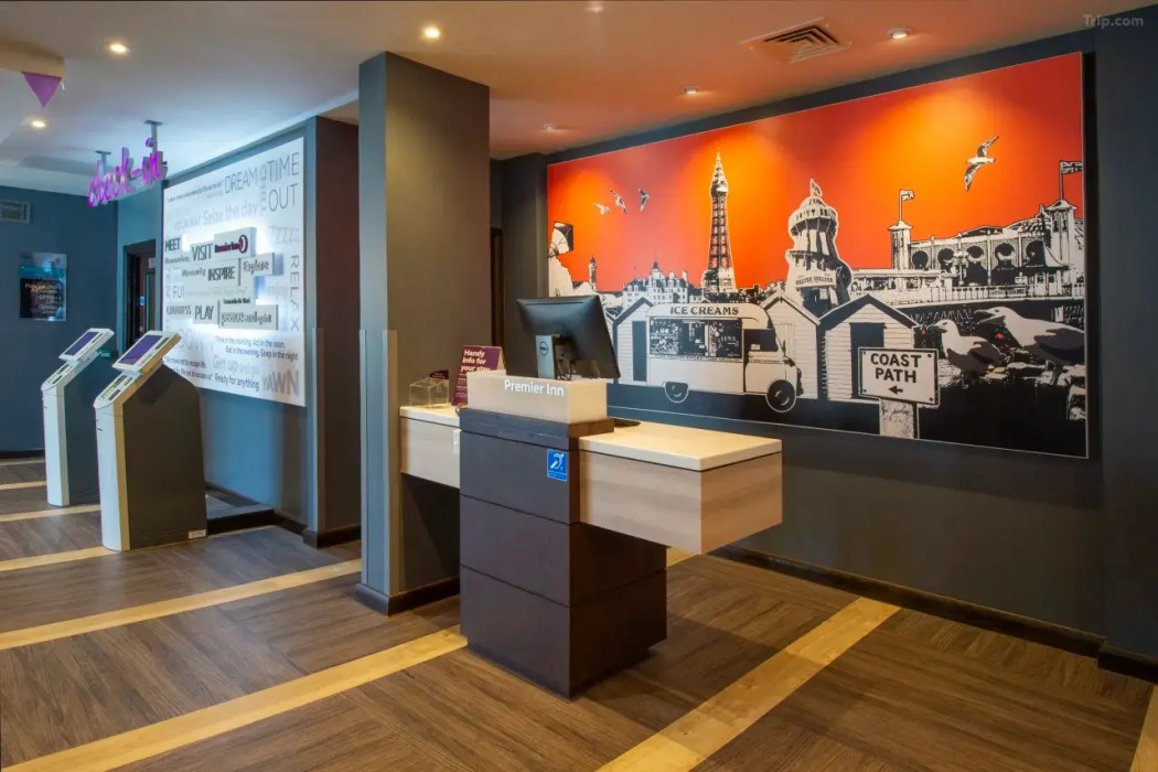 Premier Inn Llandudno Town Centre hotel 6/57
