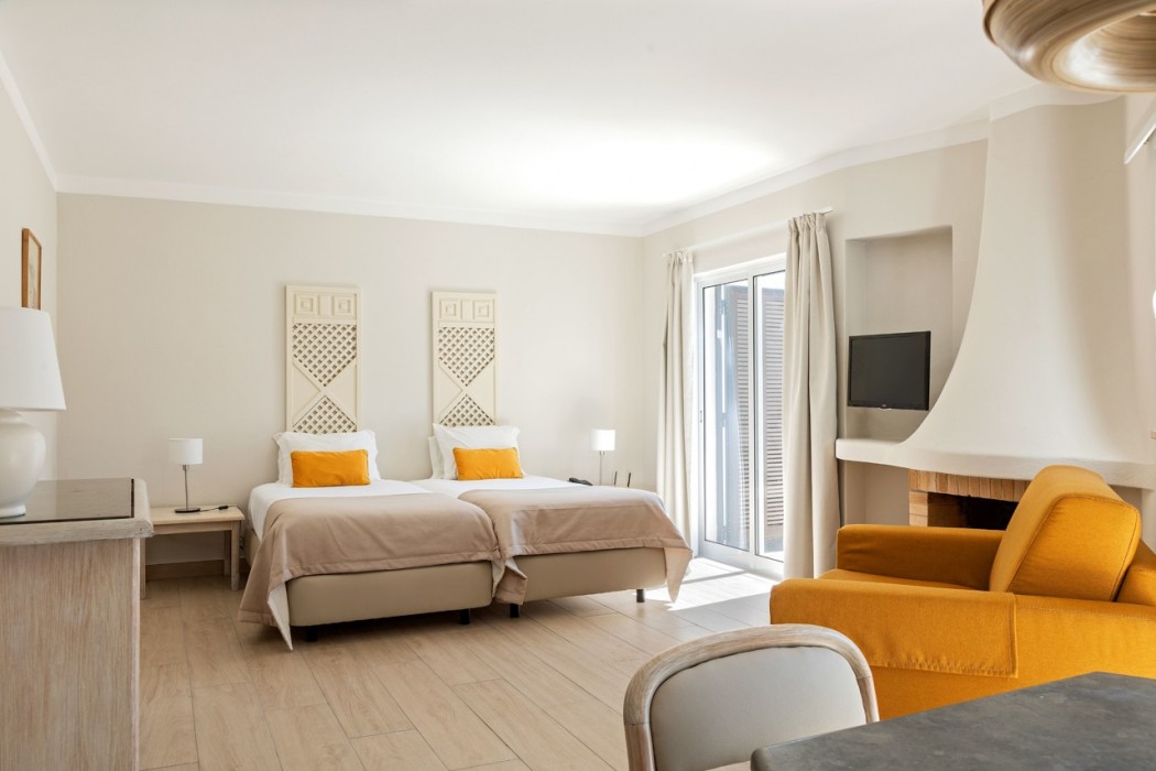 Balaia Golf Village 36/94
