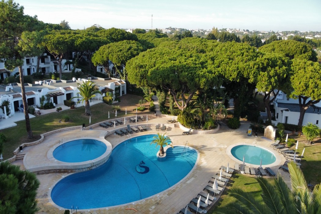 Balaia Golf Village 62/94