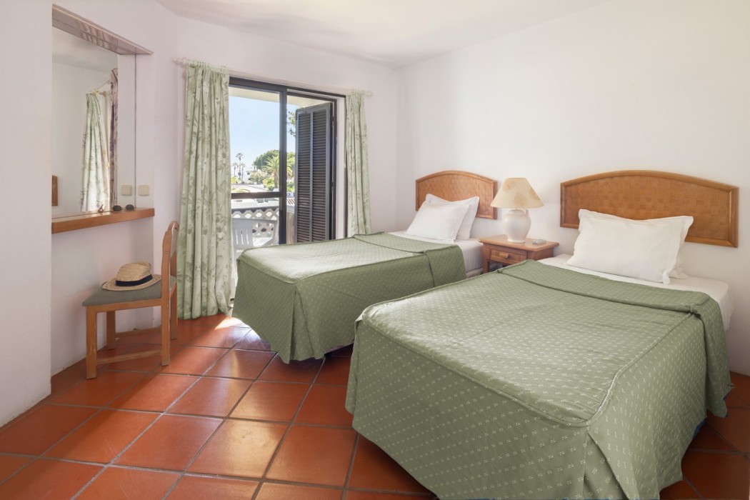 Balaia Golf Village 45/94