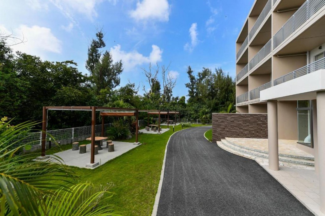 Odysis Onna Resort Hotel 3/72