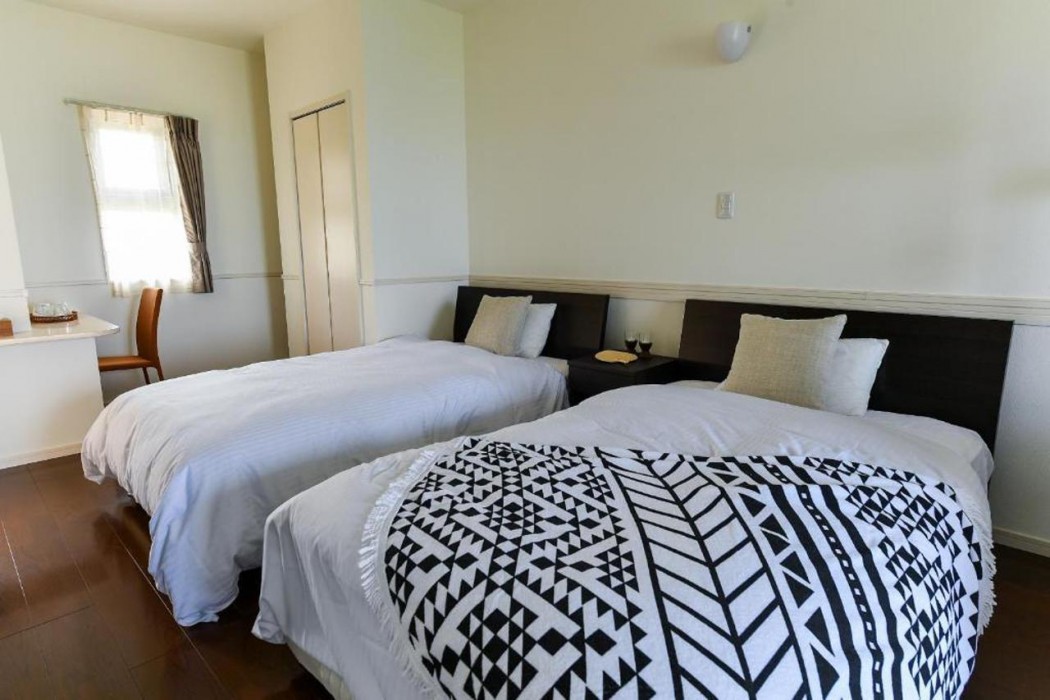 Odysis Onna Resort Hotel 25/72