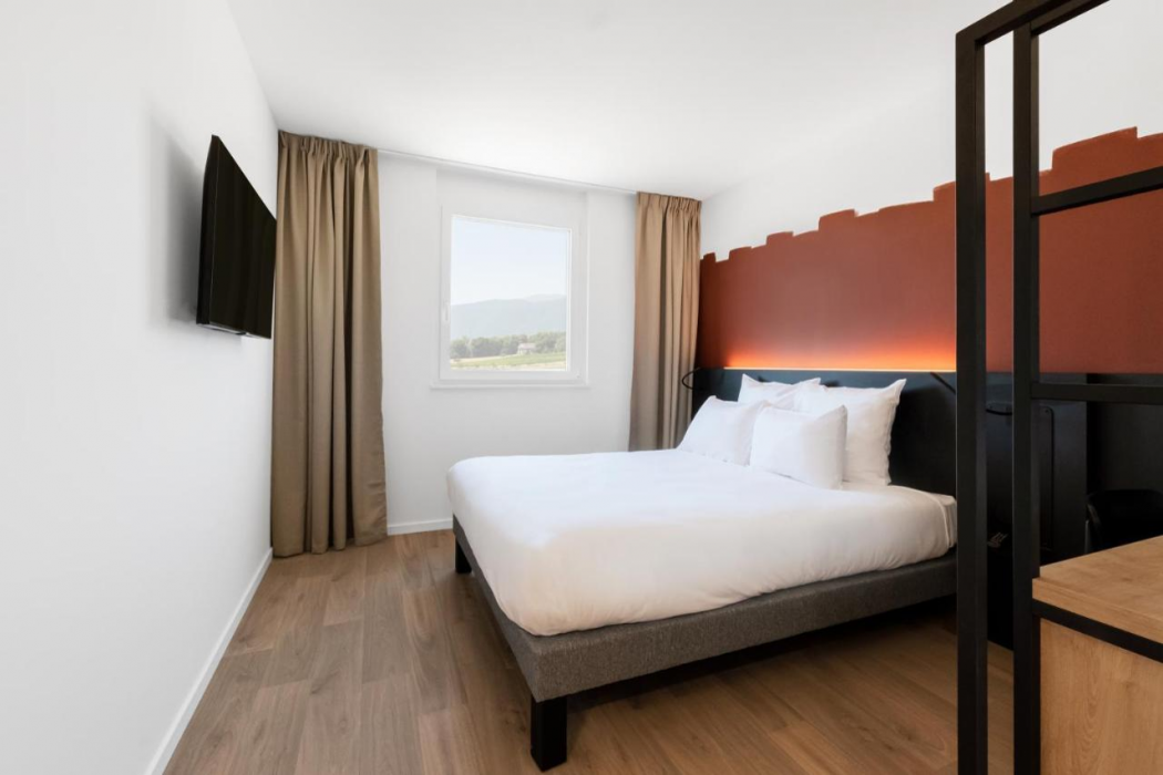 Room at B&B Hotel NYON, NYON