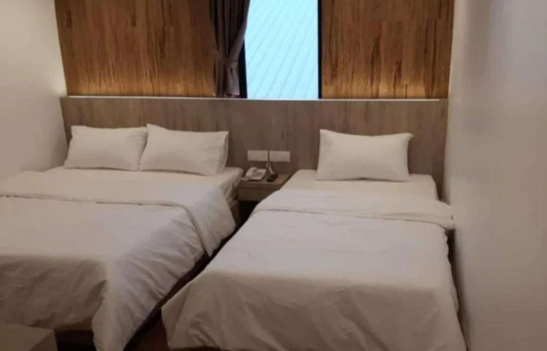 JX Hotel 13/24