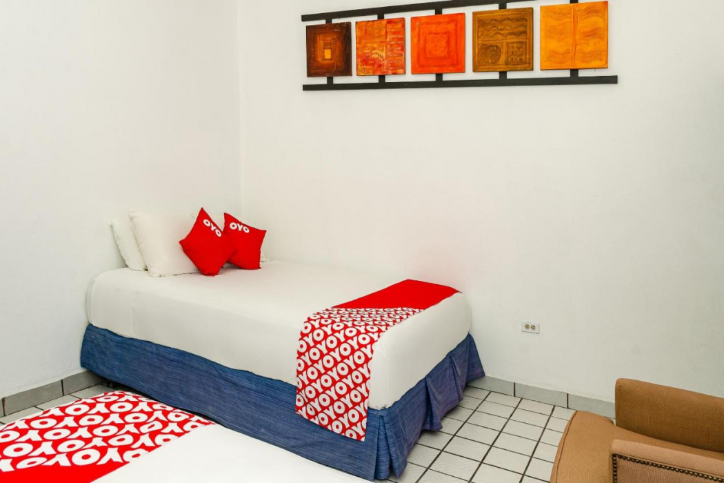 OYO Hotel Cabo Del Sur, Cabo San Lucas 14/34