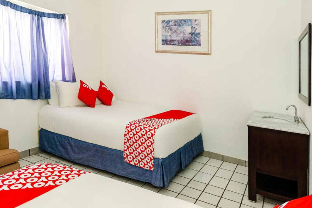 OYO Hotel Cabo Del Sur, Cabo San Lucas 11/34