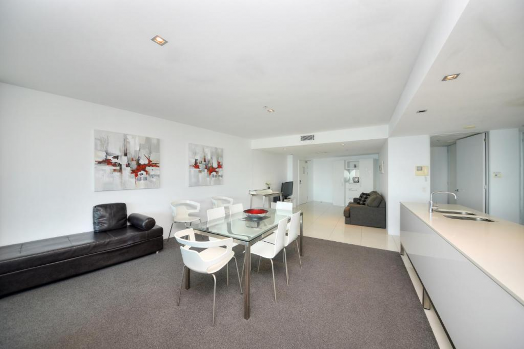 Surfers Paradise Private Apartments 8/59
