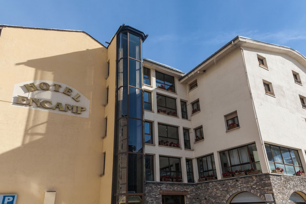 Hotel Encamp 4/60