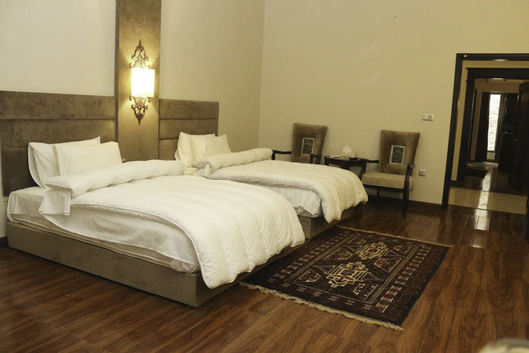 Room at Shelton's Rezidor Swat, SWAT