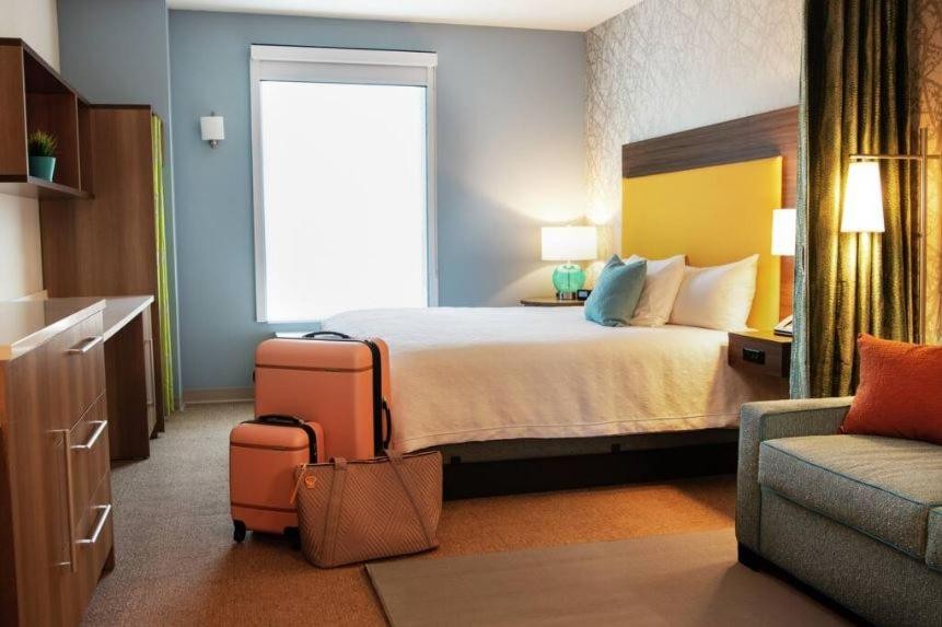Home2 Suites by Hilton Huntsville 6/28