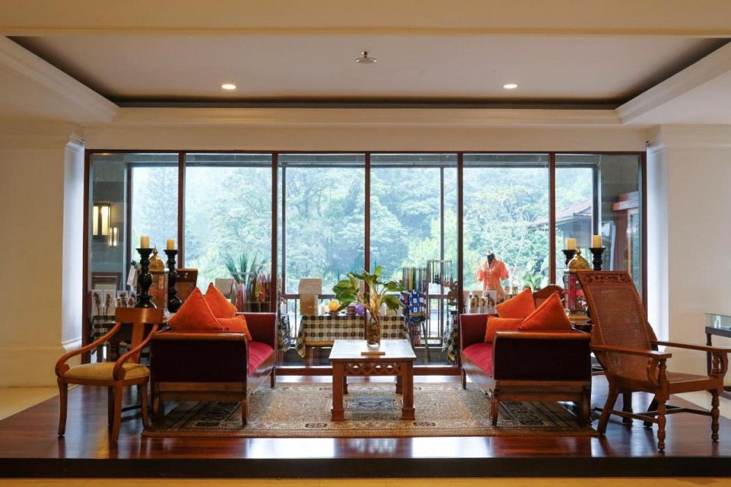 The Grand Hill Bistro Cafe Resort Hotel 22/57