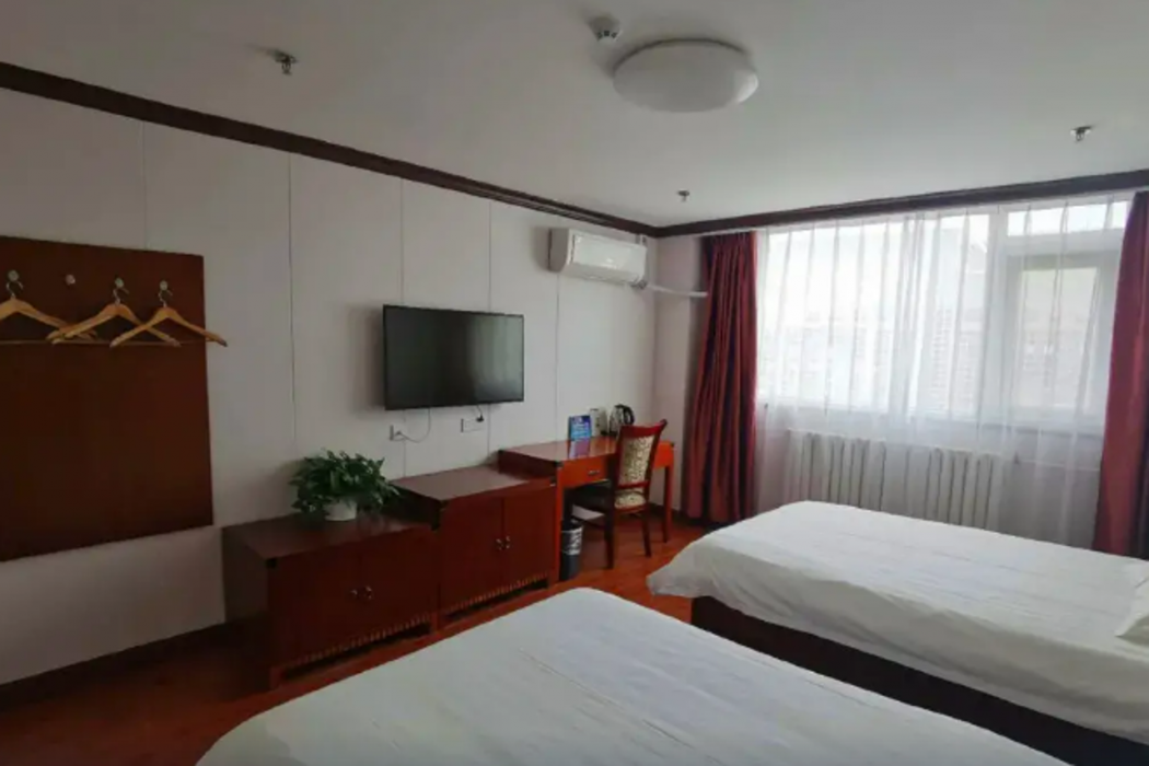 Shuaifu Tianyuan Hotel 6/7