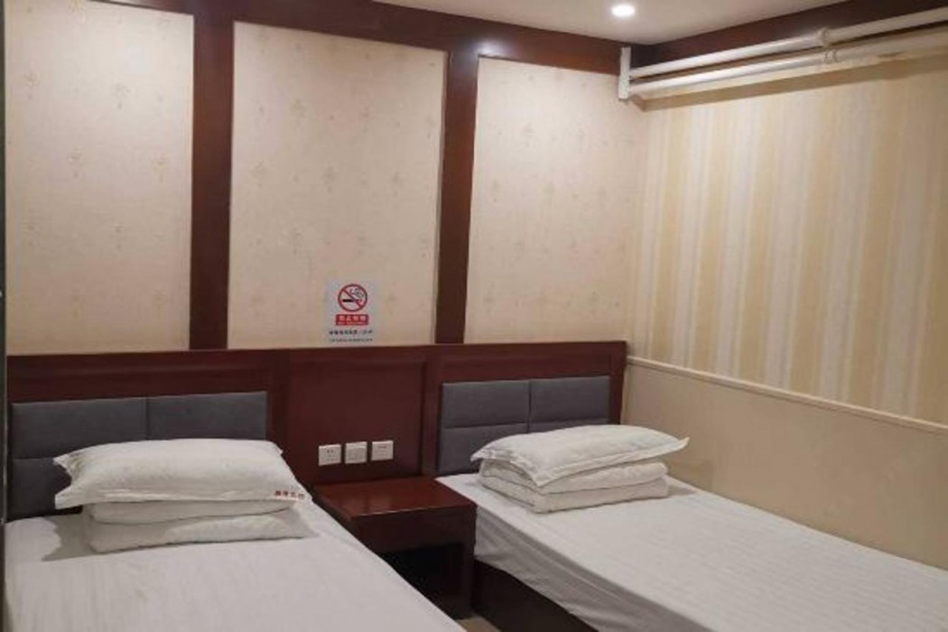 Aohui Hotel 1/8