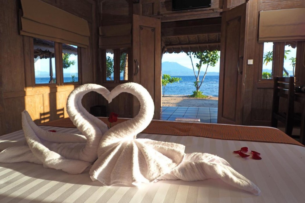 Blue Harbor Beachfront Villas Resto 13/48