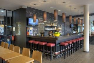 Meininger Hotel Berlin Hauptbahnhof 24/42