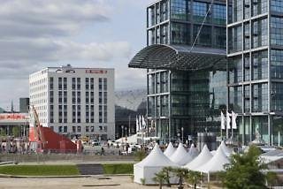 Meininger Hotel Berlin Hauptbahnhof 2/42