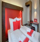 Meininger Hotel Berlin Hauptbahnhof 7/42