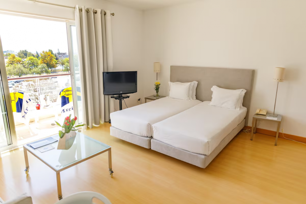 Marina Club Lagos Suite Hotel 14/60