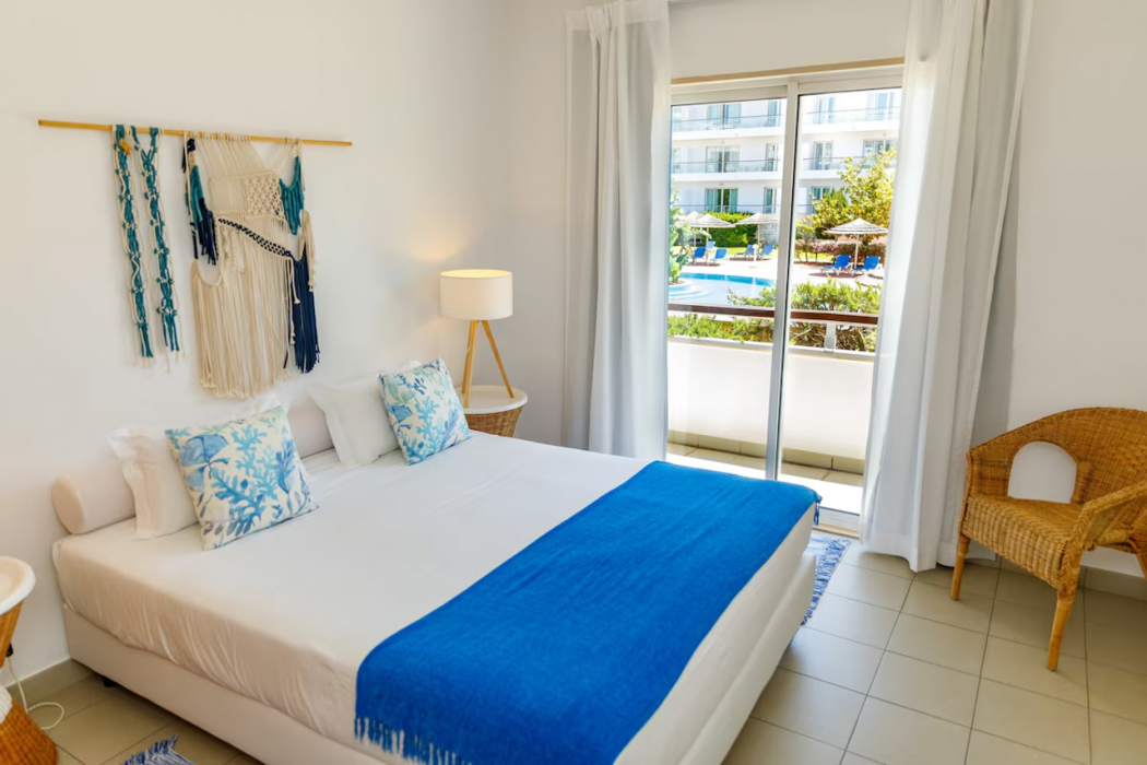 Marina Club Lagos Suite Hotel 13/60