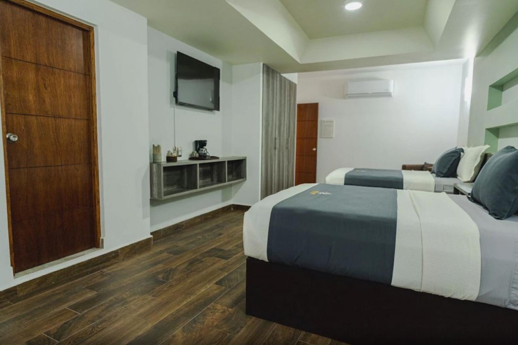Real Naviero Hotel Ejecutivo 9/25