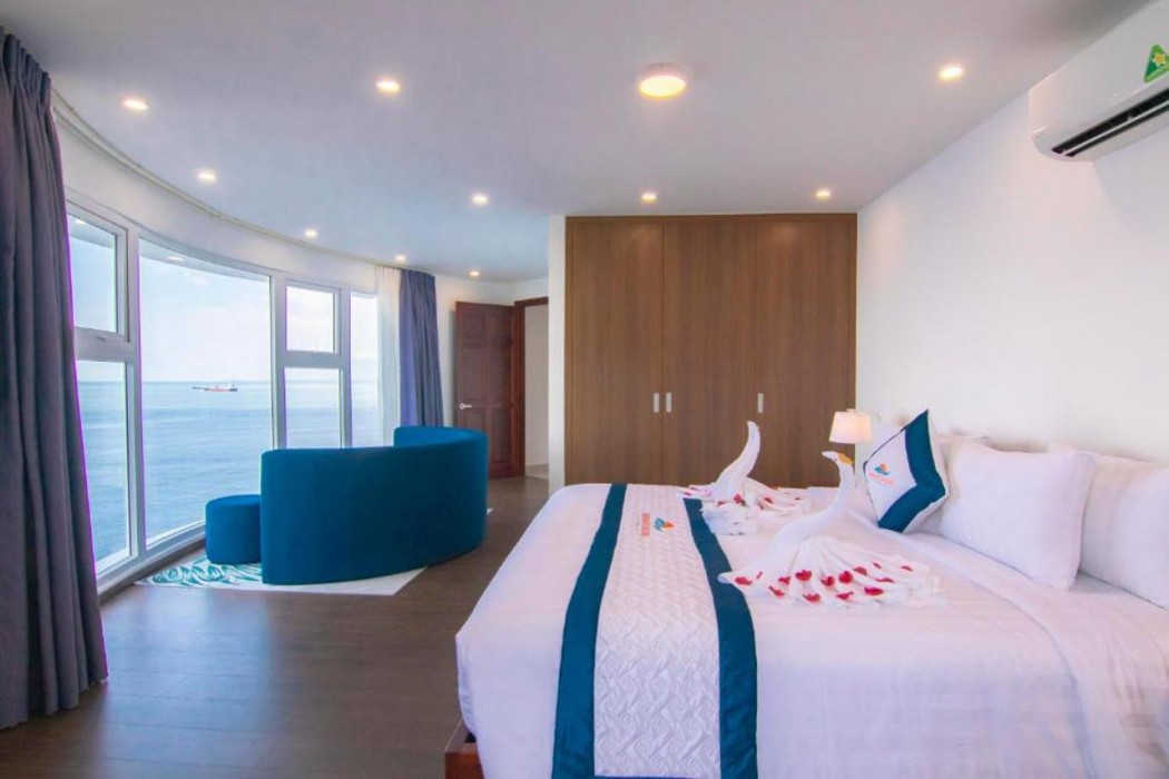 Mermaid Seaside Hotel 11/59