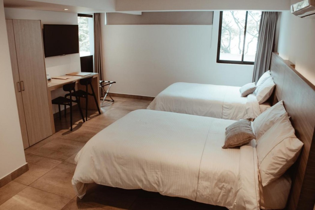 Hotel Antope 12/55