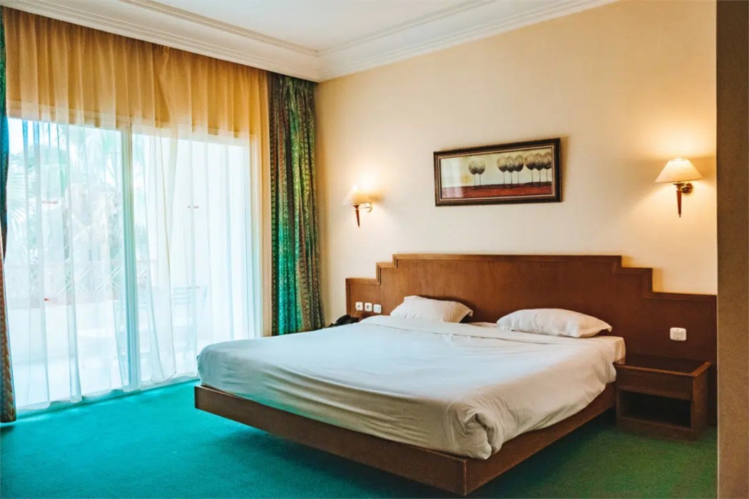 Marina Palace 18/69