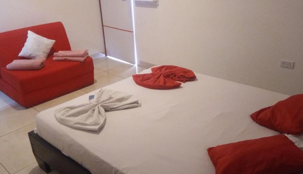 Apartahotel Barcelot 8/25