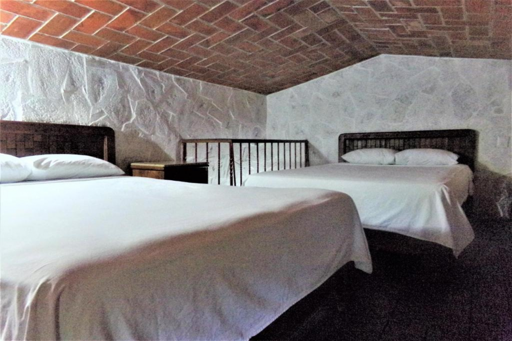 Hotel Casa del Lirio 8/46