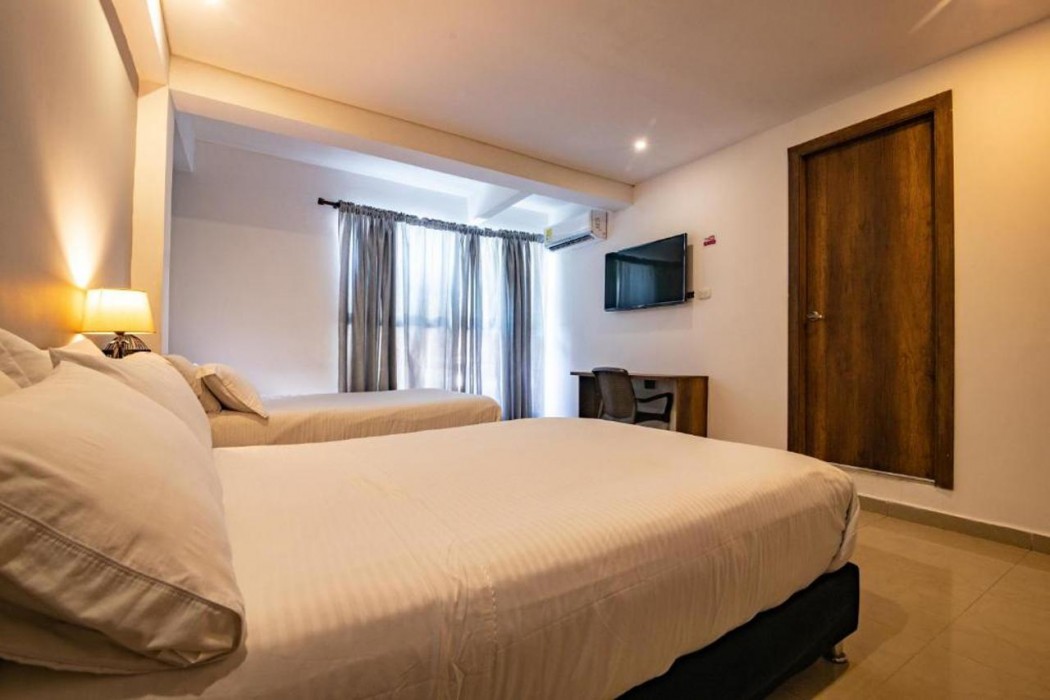 Hotel Amoek 7/22
