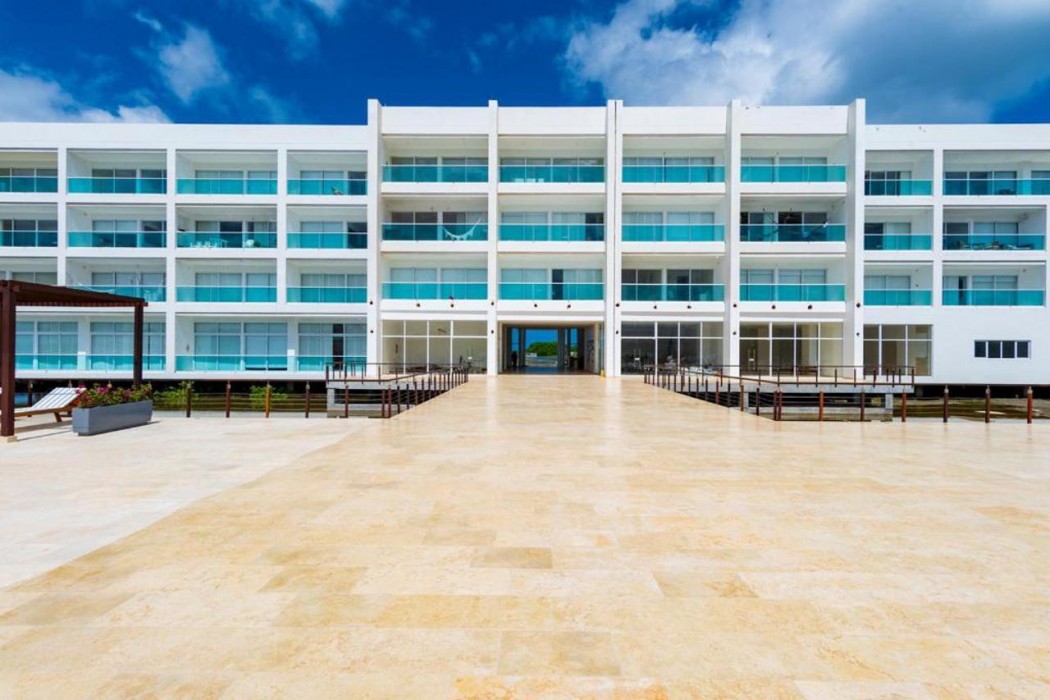 Marina Puerto Velero 2/58