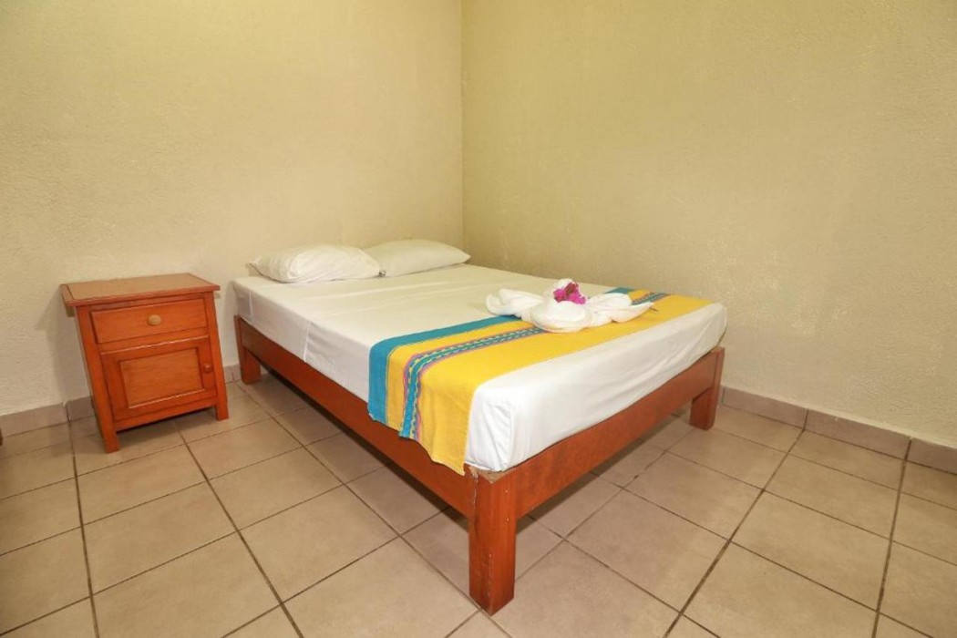 Hotel y Bungalows Acuario 13/60