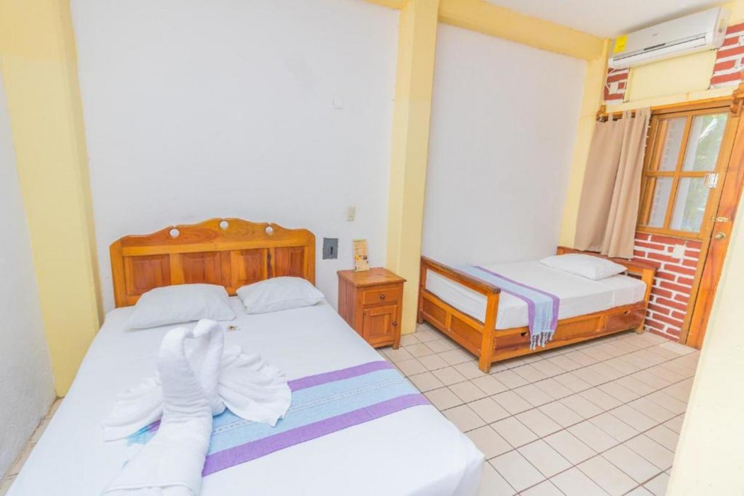 Hotel y Bungalows Acuario 16/60