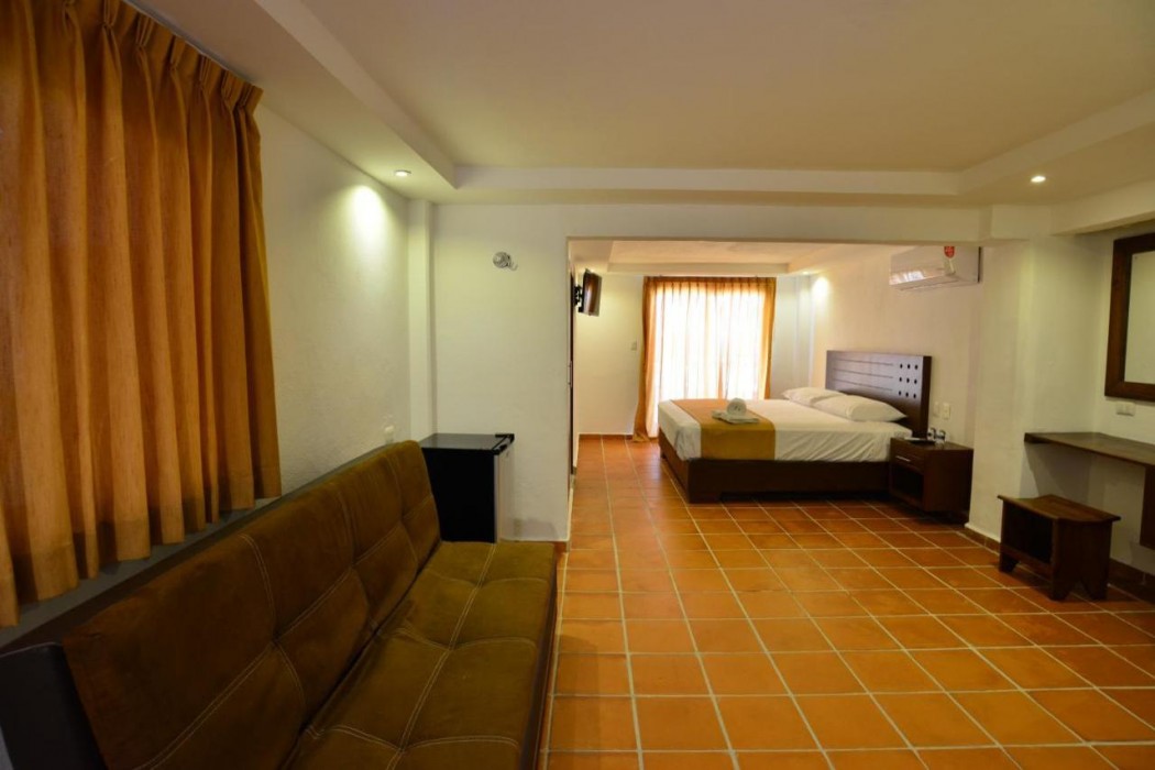 Hotel Rio Lagartos 13/59